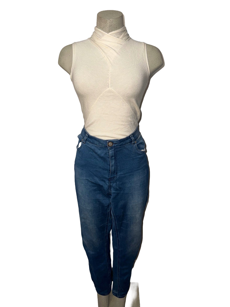 Love & Legend Stretchy High-Rise Jeans (US 16)