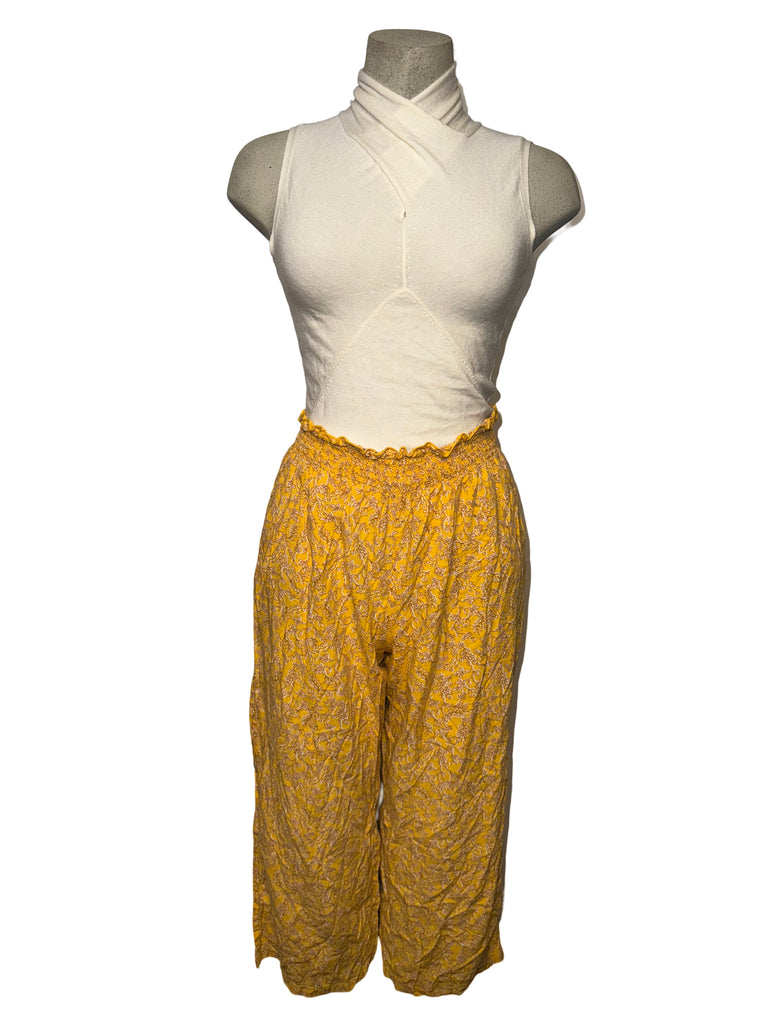 Old Navy Yellow Floral Wide-Leg Pants (Size Medium)