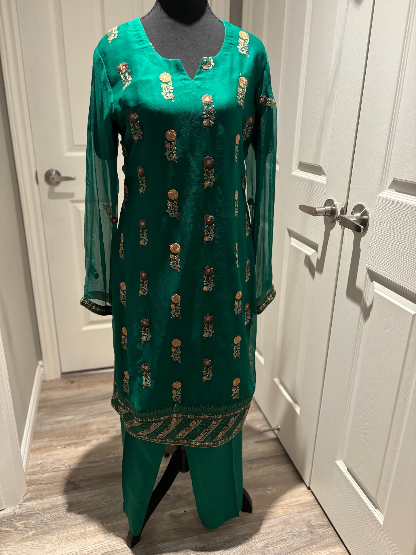 Green Embroidered Wealth 2 piece Suit