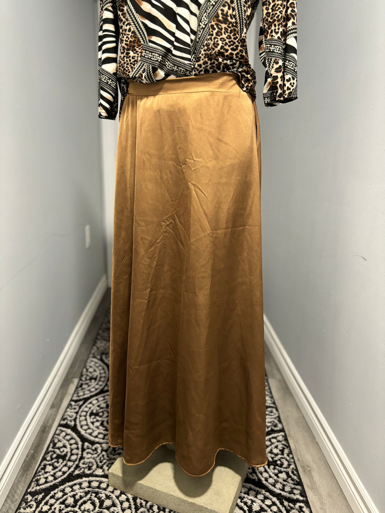 Remix Café Satin Skirt