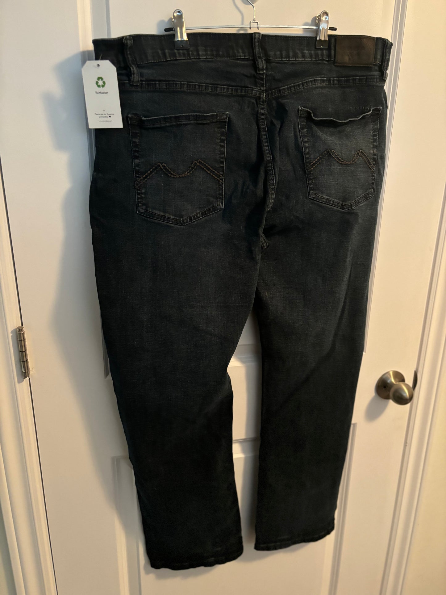 Urbanwear Men’s Darkwash Jeans